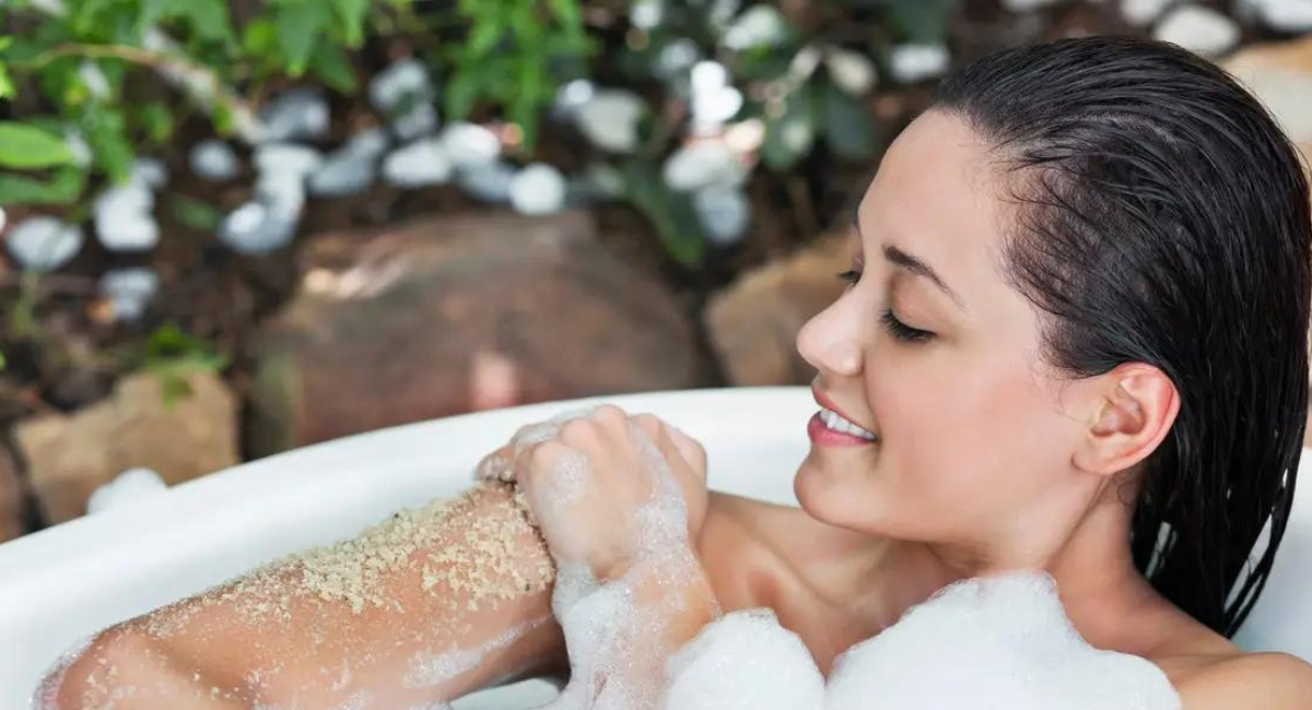Epsom Salt Baths Body Skin Care Tips at Home